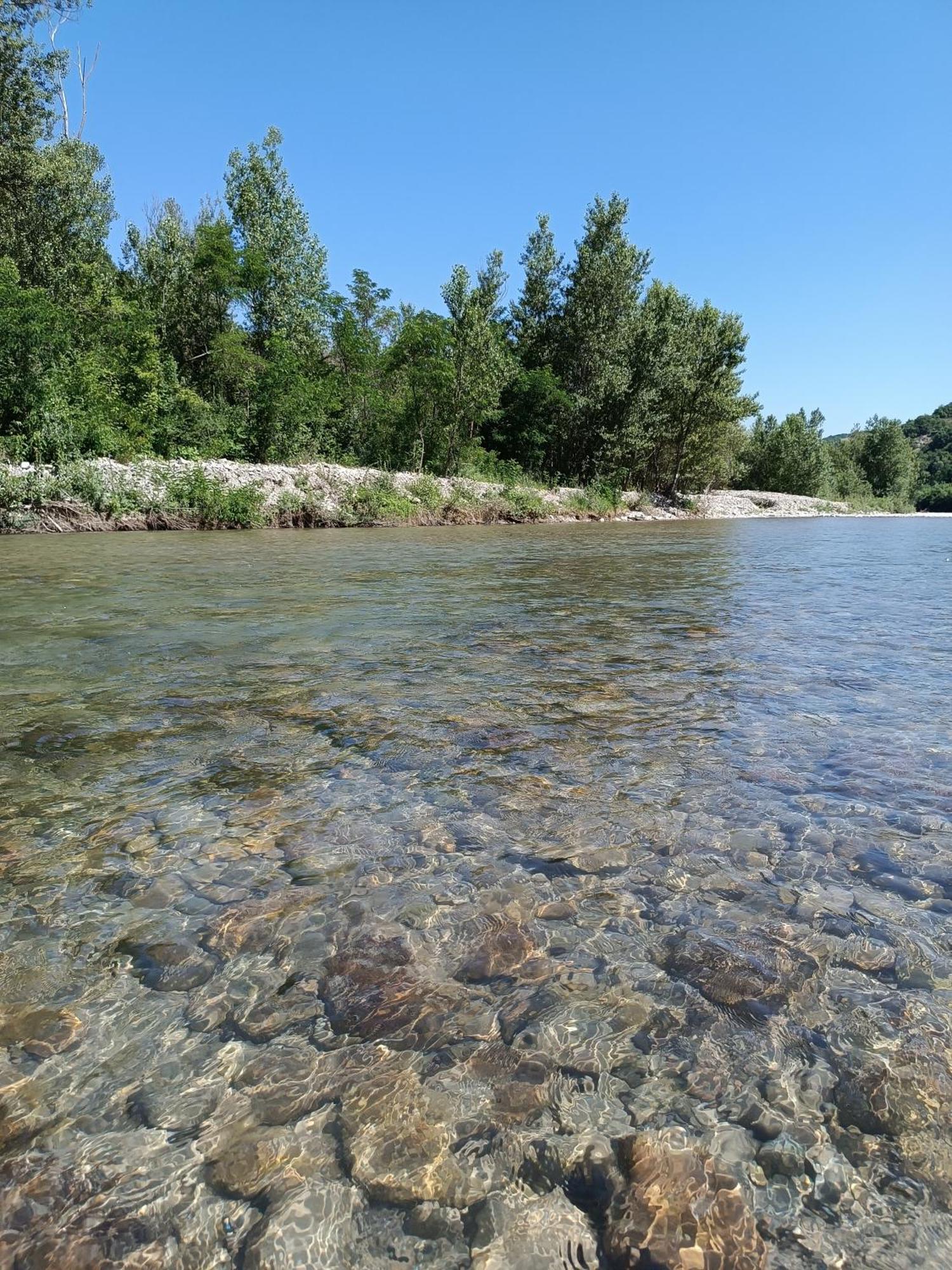 דירות Rossena Il Nido Di Matilde _Monolocale Design Sul Fiume_ מראה חיצוני תמונה